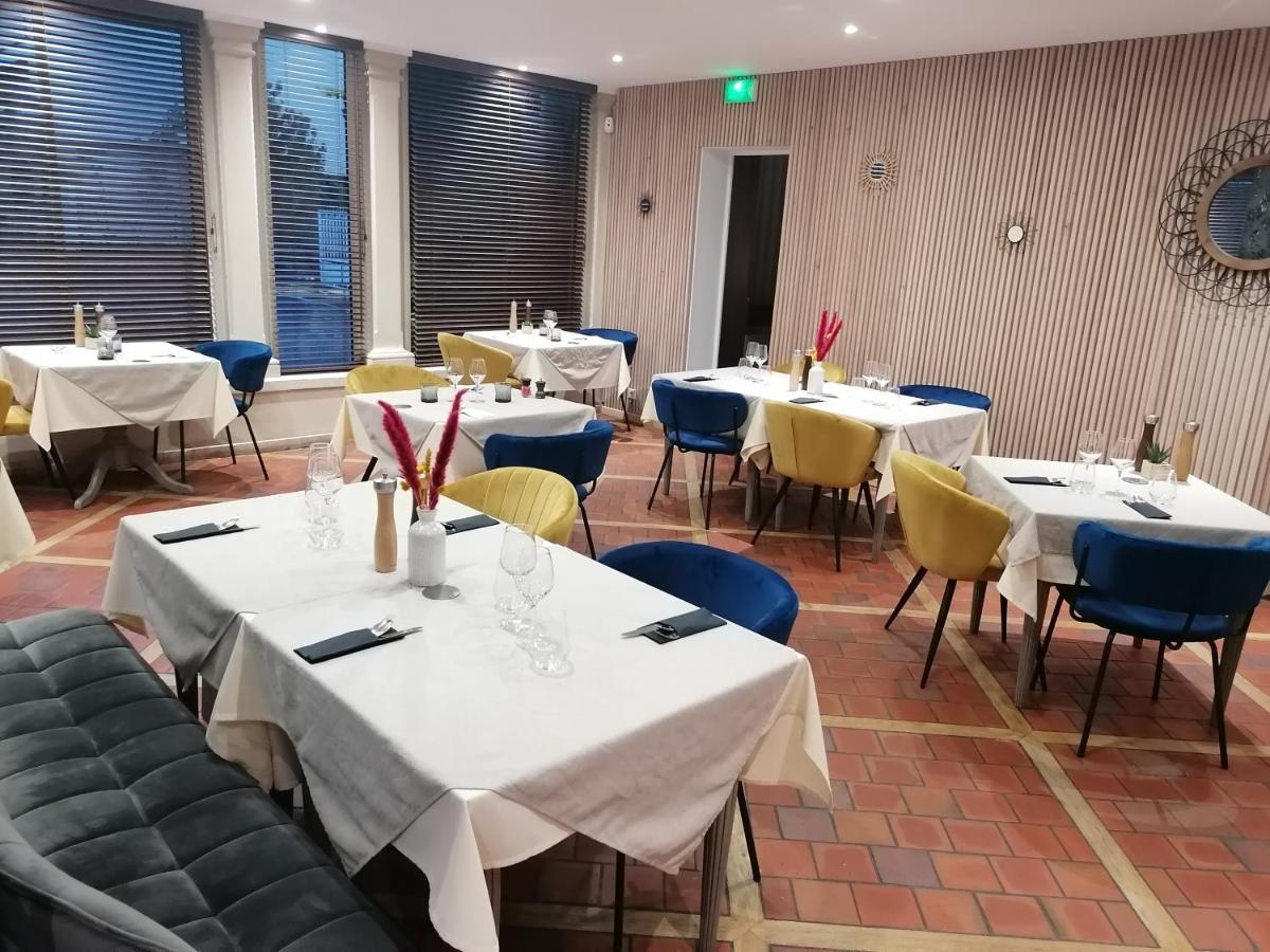 Logis Hotel & Restaurant Le Soleil D'Or Montigny-la-Resle Eksteriør bilde