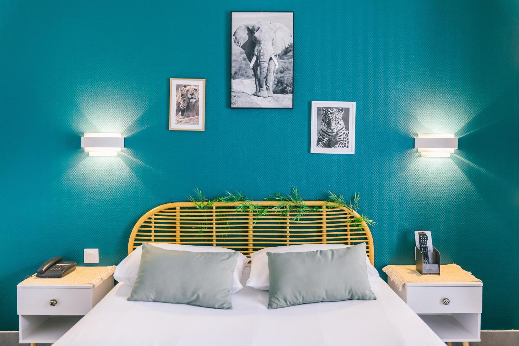 Logis Hotel & Restaurant Le Soleil D'Or Montigny-la-Resle Eksteriør bilde
